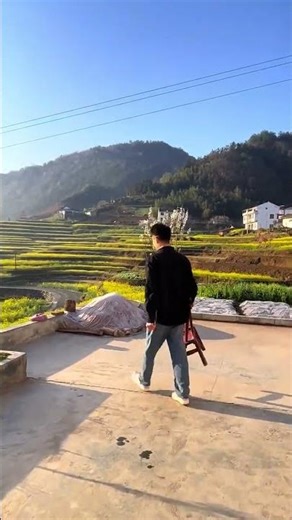 Discover the Charm of Your Hometown in Wanli: A Must-Watch Journey