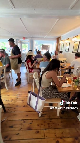 Cozy Corner Cafe: Thank You for Brightening Our Day!