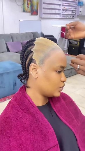 11K reactions · 329 shares | WHO SAYS YOU CANT STYLE A FRONTAL WIG WITHOUT BABY HAIRS ???? TUTORIAL ON FRONTAL INSTALLATION. HAIR AVAILABLE IN  HUMAN HAIR FOR 85,000 NAIRA ALSO AVAILABLE IN BLEND 35,000 NAIRA #gifthairmpire | GIFT Hairmpire | Facebook
