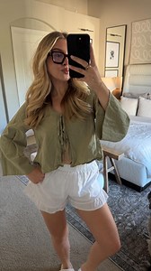 34K views · 21K reactions | me + turning daily tasks into a game 﫡✨ but one of the BEST decisions was getting a treadmill for computer work!!!! #cleanwithme #cleaningmotivation #resetroutine #resetwithme #amazonhome | Maddy Corbin | Facebook