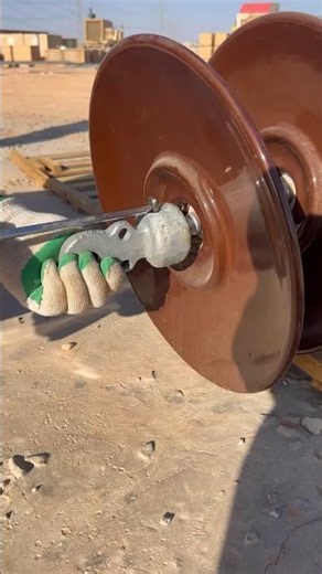 😱 Watch Linemen Remove Split Pins During Power Line Maintenance! ⚡#SplitPin #CotterPin #Lineman