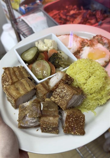 Come and Visit us every Sunday to savor our Filipino Brunch!! #arizona #smallbusiness #pinoyfood #filipino #lechonkawali #restaurant