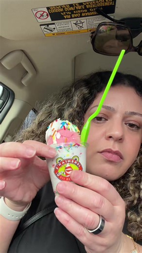 Indulge in Delicious Italian Ice and Sweet Treats