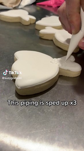 Simple Lace Technique for Wedding Cookies