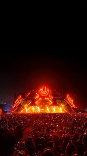 Empezamos el 2026 con la energía puesta en volver a encontrarnos, en la comunidad que nos une y en todo lo que ya se empieza a sentir rumbo a nuestra 4ta edición de Ultra Perú. 🙌🏻 Feliz Año Nuevo, Ultra Fans 🎆 | Ultra Peru