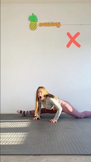 EASY Split Tutorial🔥👍🏼 #gymnast #split #easy #howto #tips #tutorial #easytips