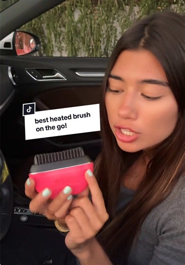 Smooth hair all day with this portable heated brush! It heats up incredibly quickly and has two different settings. It effectively removes frizz and smoothens the hair. #ConairCordlessBrush #PortableHairstraightener #TikTokShopCreatorPicks #TikTokShopSummerTurnUp @Conair