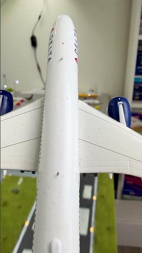 Delta Airlines Airbus A350 Takes Off STEEPLY From Model Airport