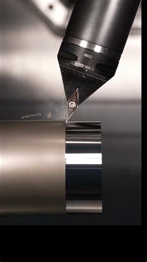 This shot made my inner machinist happy!