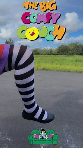 Loonette & Molly: The Big Comfy Couch Costume Fun