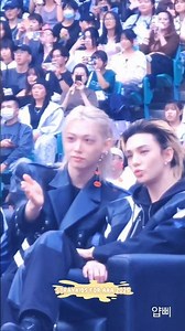 Cute Hyunlix interaction with Stay at AAA awards🥟🐥🫶😍❤ #straykids #hyunlix #felix #hyunjin