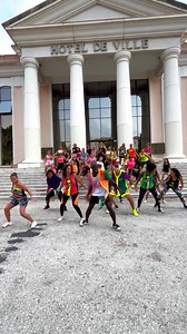 Midweek vibe check! 😎 🙌 📸: @kalidou_fit 🎼: “Chaka Chaka” by @zetaonemusic from #ZIN112 . . . . . . . . . #Zumba #ZIN #ZINLife #ZINNow #ZINPlay #ClassBuzz #StepIntoHappy #ZIN112 | Zumba Instructor Network - ZIN