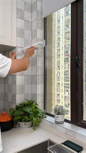 Creative Ways to Organize Household Items on Rods