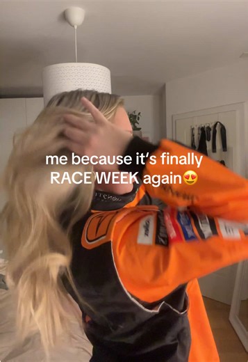 ready to hear crofty say „it‘s lights out and away we go“ at 4am🤧🏎️ #raceweek #f1 #itslightsoutandawaywego #gp #mclaren