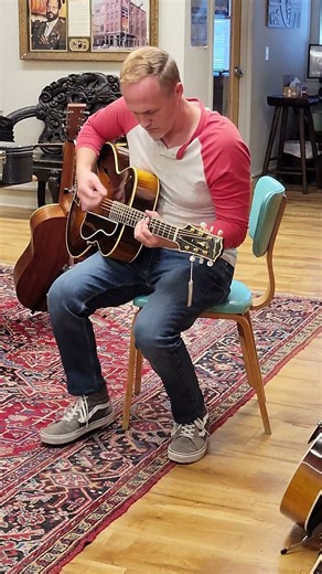 At Gruhn Guitars Nashville. Playing a Cunningham L-5 Acoustic Guitar. #Nashville #shorts #bradkelsey