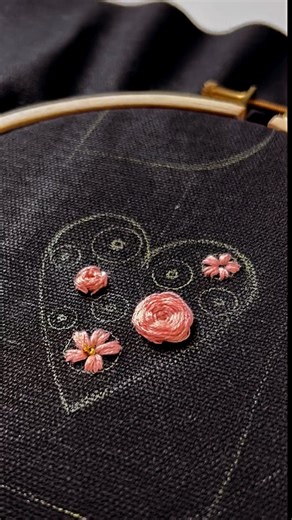 The Sewing Diary on Instagram: "#modernembroidery #customembroidery #embroideryhoop #needlework #handstitched #embroiderylove #stitchersofinstagram #embroiderydesign #embroidered #embroiderypattern #embroiderywork #embroiderersofinstagram"