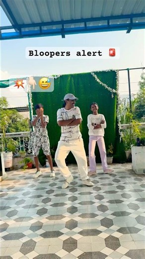 Some bloopers are memory for all time 🤣🤣🤣🕺🏻💃🏻🤩🫶🏻 #dance #bloopers