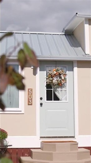 She Downsized to a Cute Tiny Cottage! (Part 1 of 2) #shorts