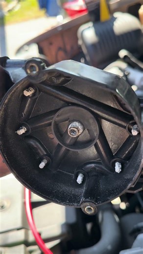 Distributor cap, Rotor and PCV valve #automobile #mechanic #obschevy