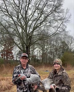 Pro Staff Robyn checking in from the TN Sand Hill Crane hunt. #OutdoorWomen #WomenHunters #SisterhoodOutdoors #Conservation #WomenWhoHunt | Sisterhood Outdoors