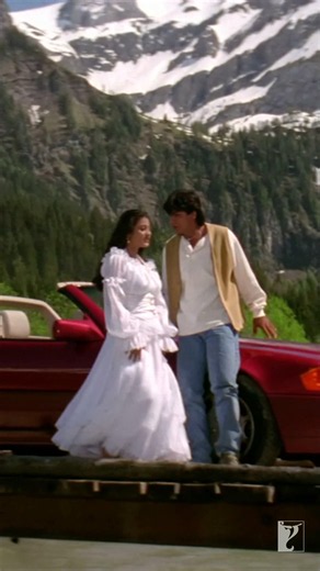 #HoGayaHaiTujhko toh pyaar sajna 🤭 | #ShahRukhKhan | #Kajol | #RomanticSong