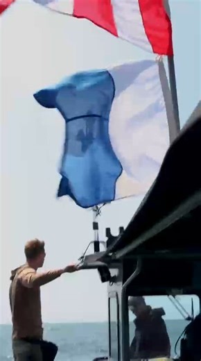 U.S. Navy EOD Removes Ordnance from WWII Shipwreck in Latvia