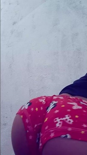 Novinha dançando funk