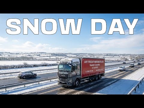 HGV Truck Driver. Delivery in the SNOW ❄️🌨