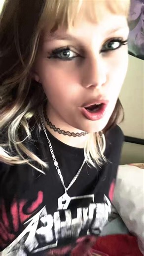 ☆Hugos dih sucker☆ (@jabbers_babbymama)’s videos with som original - knotty