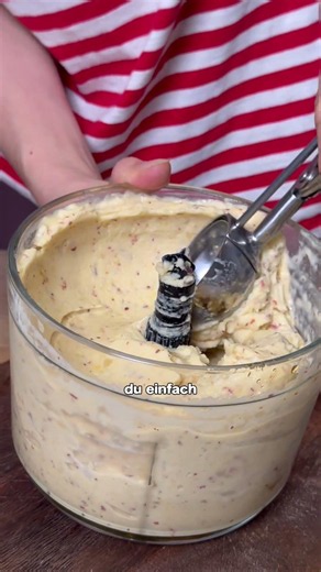 Pfirsicheis selber machen 🍑 Cremiges 4-Zutaten-Eis ohne Eismaschine
