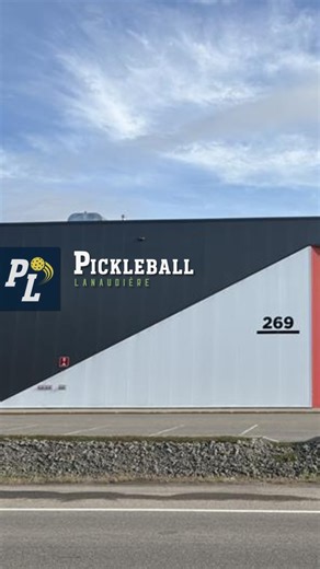 Pickleball Lanaudière on Instagram: "✨ Découvrez le plus grand centre de Pickleball intérieur au Canada ! 🇨🇦 Avec 15 terrains modernes, c’est l’endroit parfait pour jouer, s’amuser et se rassembler 🎾 📅 Ouverture officielle en novembre ! Les horaires et tarifs seront annoncés très bientôt — restez à l’affût 👀 👇 Taguez votre partenaire de jeu en commentaires! 🎾 — ✨ Discover Canada’s largest indoor Pickleball center! 🇨🇦 With 15 state-of-the-art courts, it’s the perfect place to play, conne