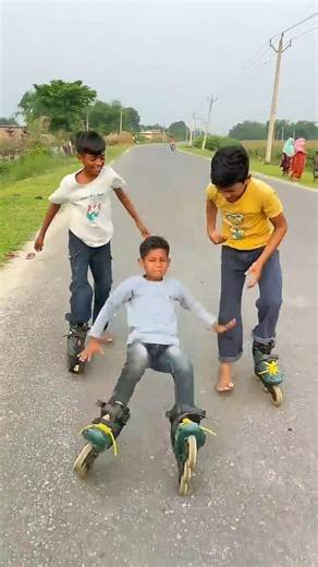 You Won't Believe These Skating Failures!😭😱#inlineskating​ #skateboarding​ #shorts​ #ytshorts​