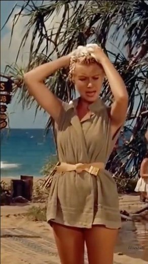Mitzi Gaynor singing ‘I’m gonna wash that man right outta my hair’ in film “South Pacific” (1958)🌊