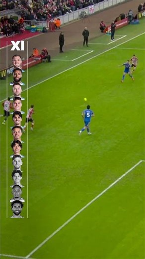 ALL 11 players touch ball in superb Leeds United team goal