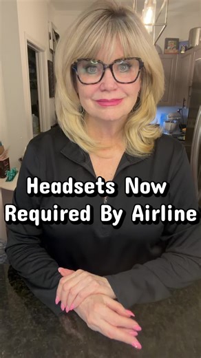 Headset Etiquette. Airline requires headset use. Like it or hate it? #headset ##airplane #cellphoneetiquette #airlines #unitedairlines