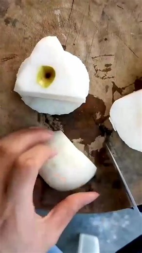 Amazing apple art you've never seen before #technique #carvingfruit #fruitart #appleart | Fruit Cut & Vegetables Art