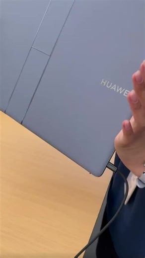 Year-end clearance sale! Last batch of foldable laptops for just $35.95, only 50 units available.