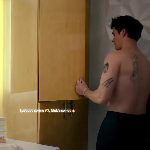 Romantic Kiss Scene from 'The Idea of You' Movie