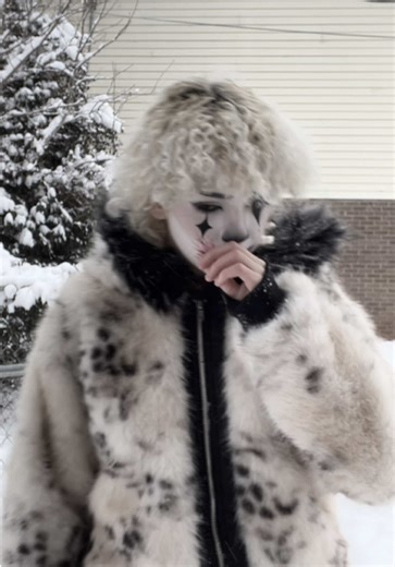 Like an animalll... okay last draft guys🙁 #makeupartist #makeup #vkei #clown #clownmakeup