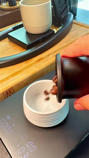 The 5 most expensive coffee in the world #top5 #expensive #coffee