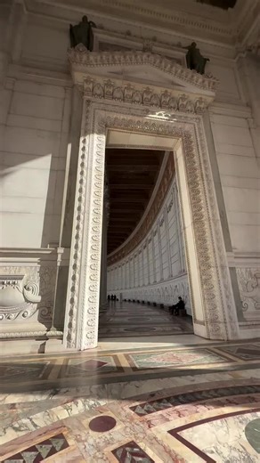 Exploring the Monument to Victor Emmanuel II in Rome