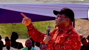 "Fanyia Kwanza community kazi " Hon. David Ekwee Ethuro, the first Speaker of the Senate, urged Turkana residents to reject seasonal leaders who only appear during elections, reminding them that true leaders walk with their people always. | Turkana News Press