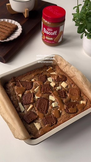 Delicious Chewy Biscoff Blondies Recipe