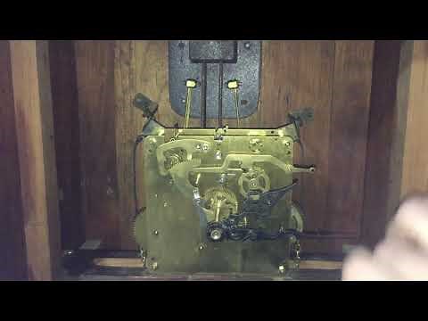 Urgos Grandfather Clock