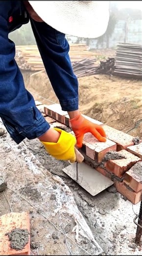 Brick Wall Construction – The Beginning Process #shorts