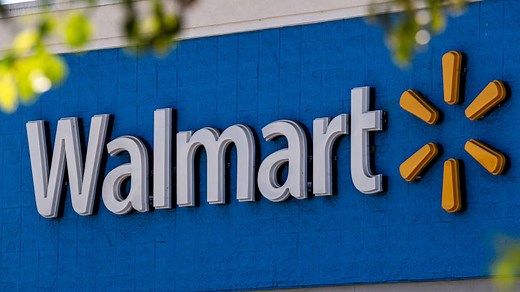 Walmart is selling a $99 touchscreen toaster for $34, and shoppers say it delivers a 'perfect toast every time'