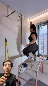 55K views · 4.5K reactions | Esta mujer trabaja en la construcción con su perro, por un lado 藍藍 #challenge #dailychallenge | ElevierCaro | Facebook