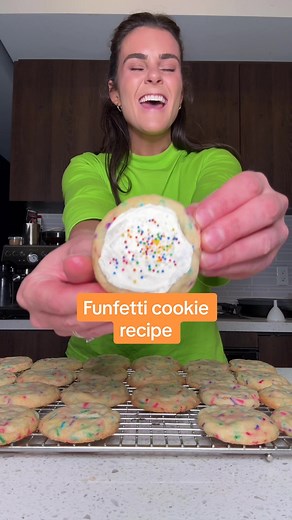 Delicious Funfetti Cookie Recipe for Birthday Celebrations