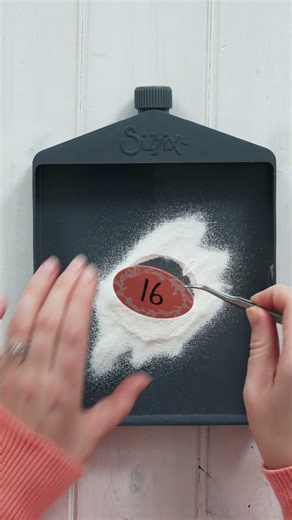 DIY Birthday Badge with Sizzix Sidekick