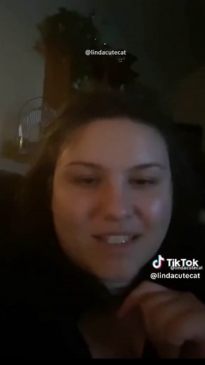 Hilarious Reactions of Cats and Dogs to Farts